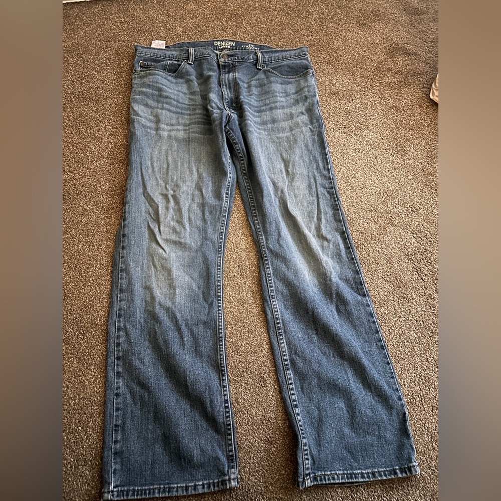 Denizen 218 from Levi's Relaxed Fit Light Blue Jeans